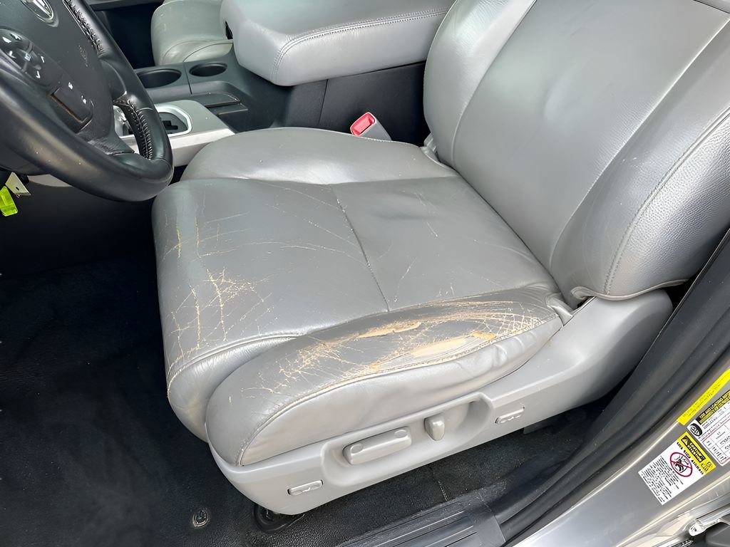 Used 2013 Toyota Sequoia Limited RWD image 9