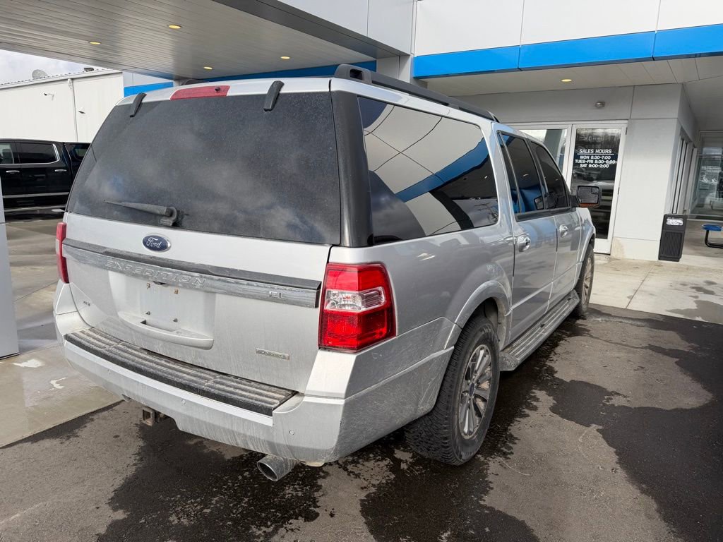 Used 2017 Ford Expedition EL XLT w/ Equipment Group 202A image 5