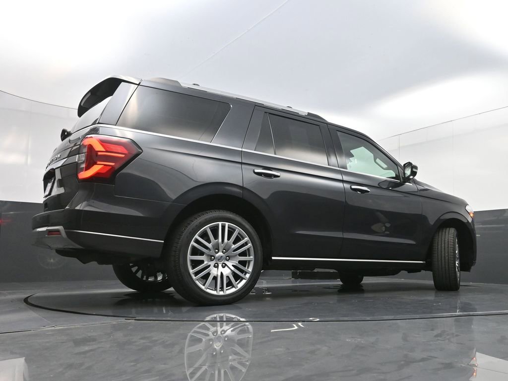 Used 2024 Ford Expedition Limited AWD/4WD image 34
