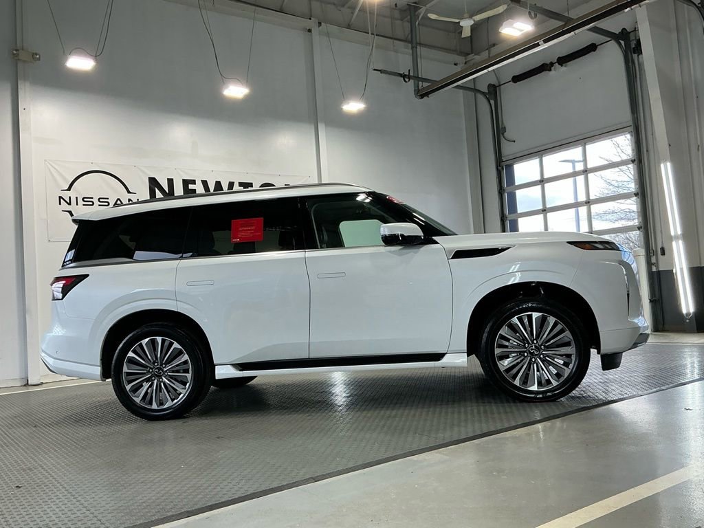 Used 2025 INFINITI QX80 Sensory image 58
