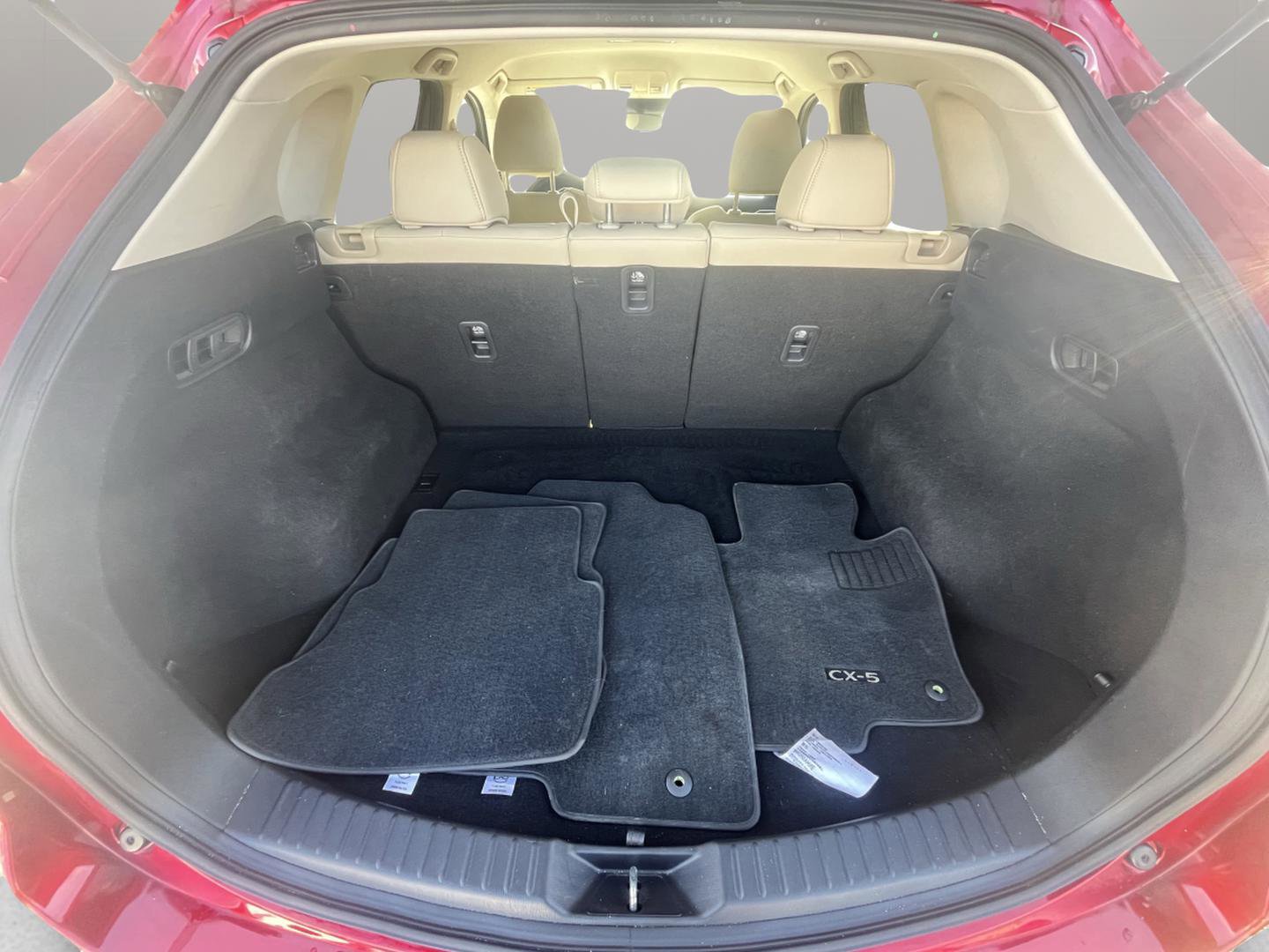 Used 2021 MAZDA CX-5 Touring image 32