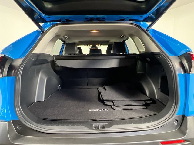 Used 2019 Toyota RAV4 XLE Premium FWD image 23
