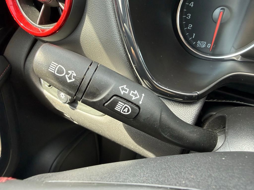 Used 2025 Chevrolet Blazer RS FWD image 22
