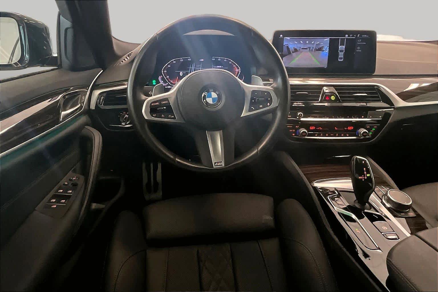 Used 2023 BMW 540i w/ M Sport Package RWD image 5