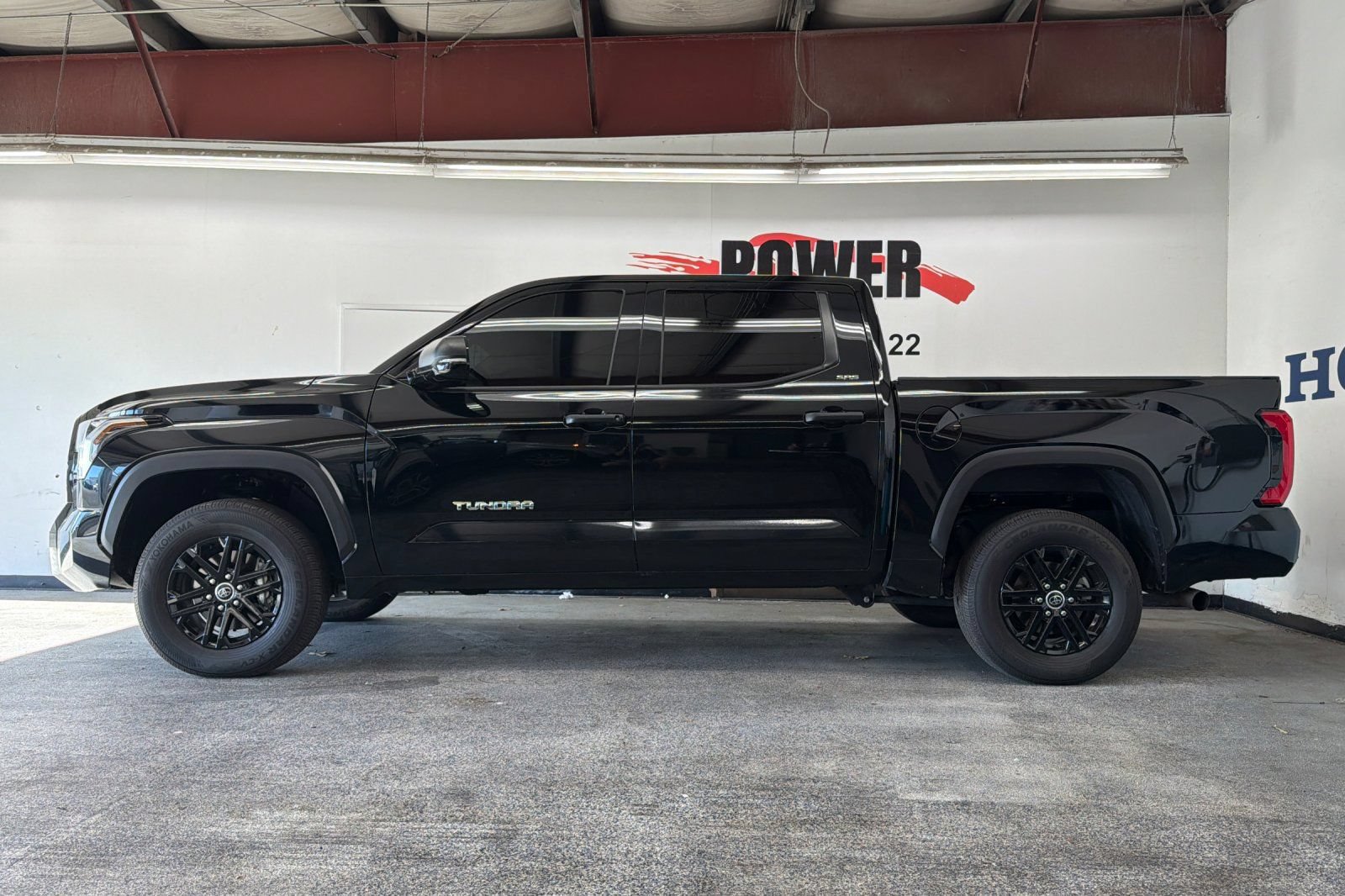 Used 2024 Toyota Tundra SR5 w/ SR5 Convenience Package AWD/4WD image 6