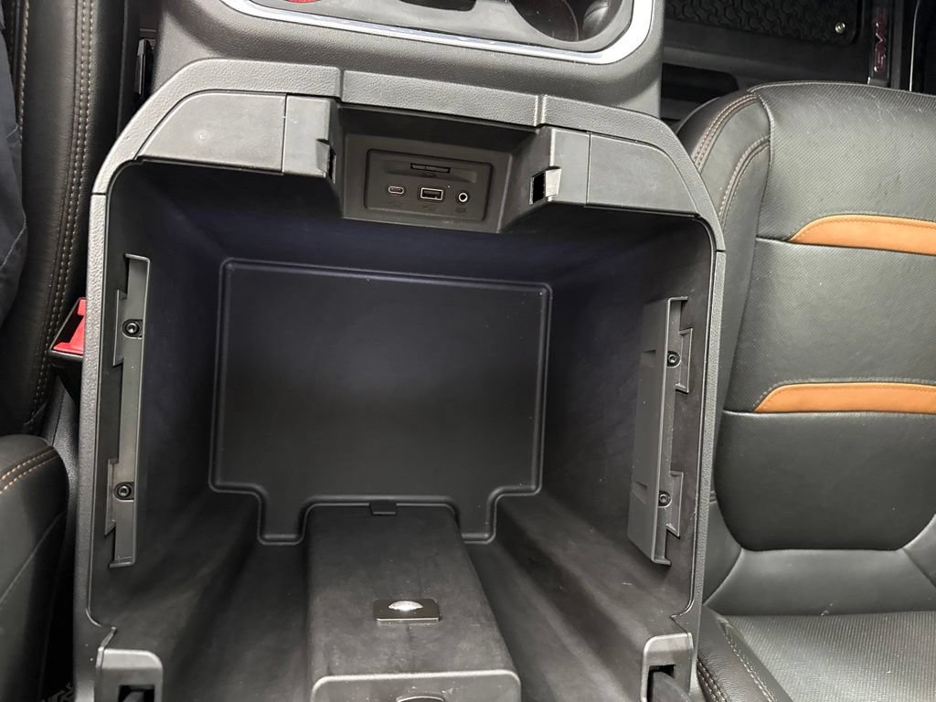 Used 2019 GMC Sierra 1500 AT4 w/ AT4 Premium Package AWD/4WD image 27