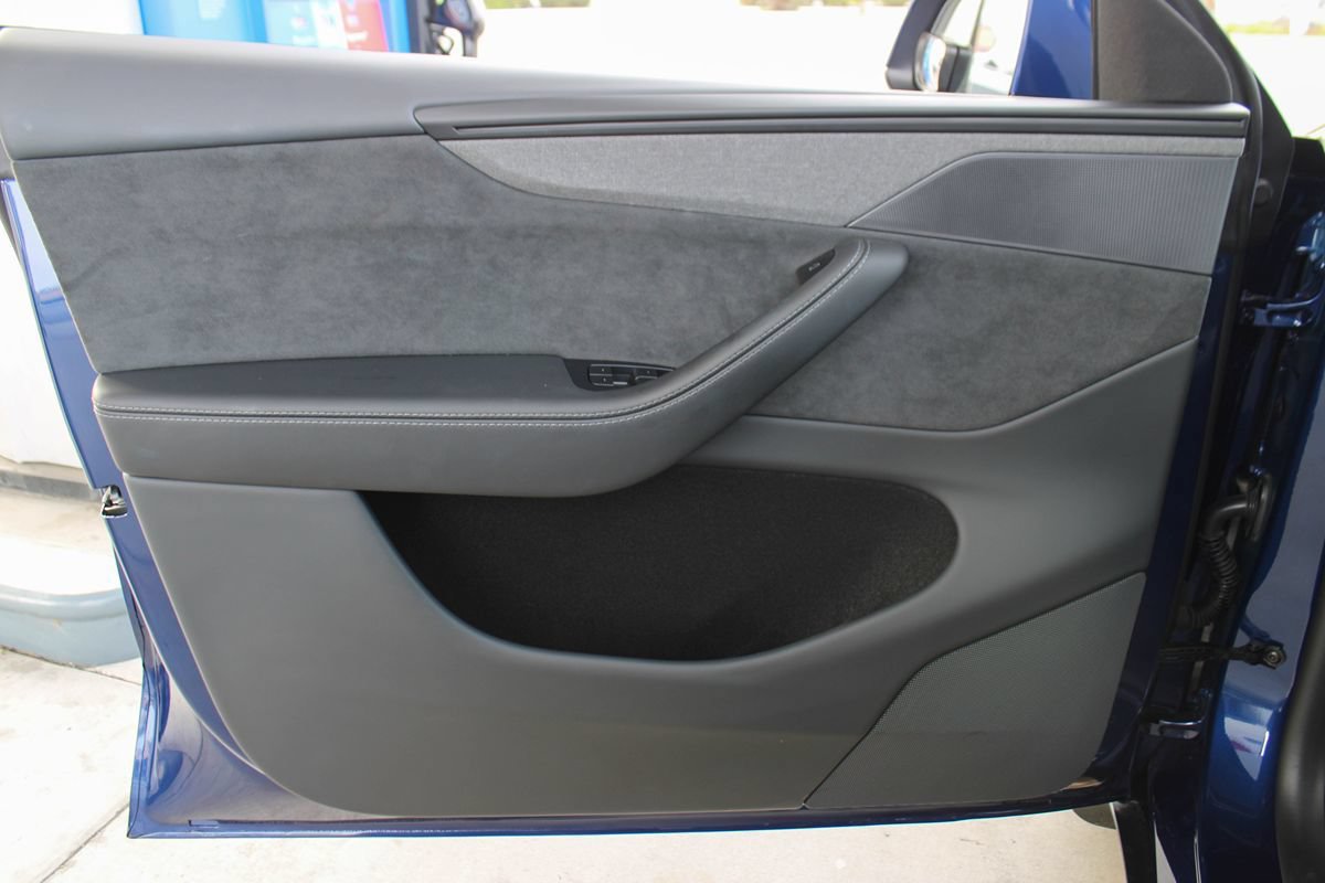 Used 2026 Tesla Model Y Long Range AWD/4WD image 40