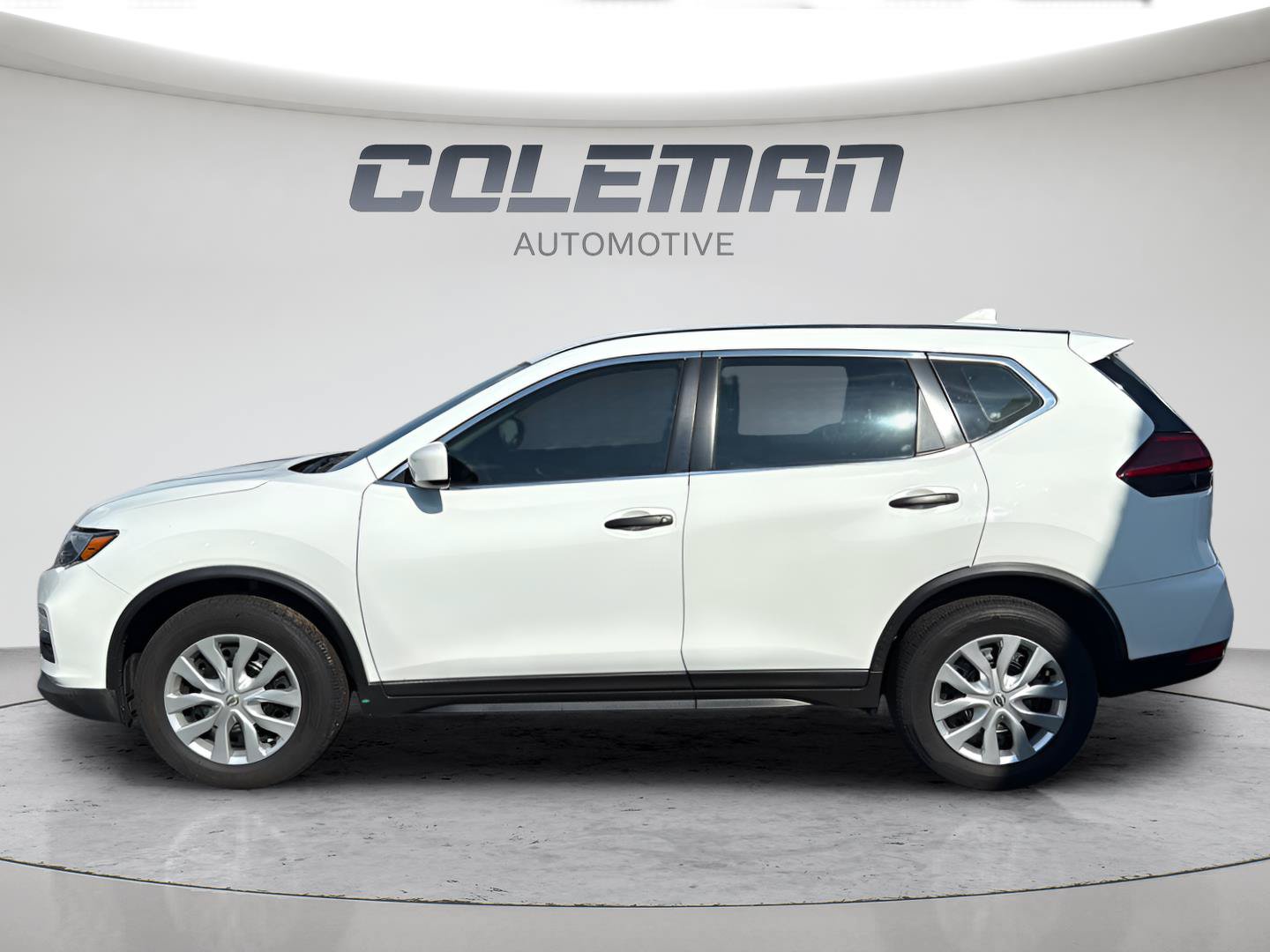 Used 2017 Nissan Rogue S AWD/4WD image 7