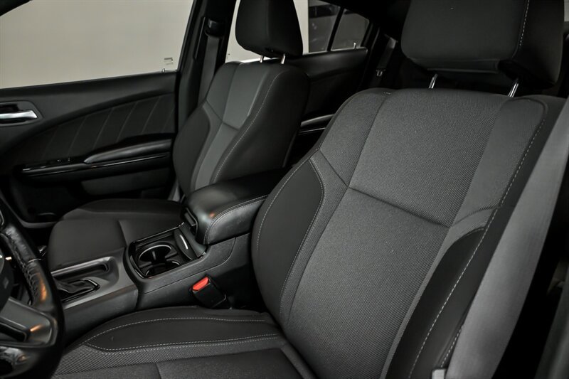 Used 2020 Dodge Charger SXT w/ Blacktop Package RWD image 18