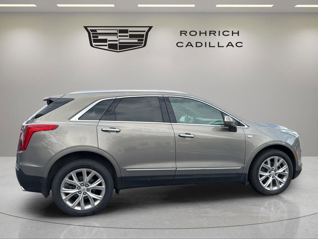 Used 2019 Cadillac XT5 Luxury w/ LPO, Radiant Package AWD/4WD image 4