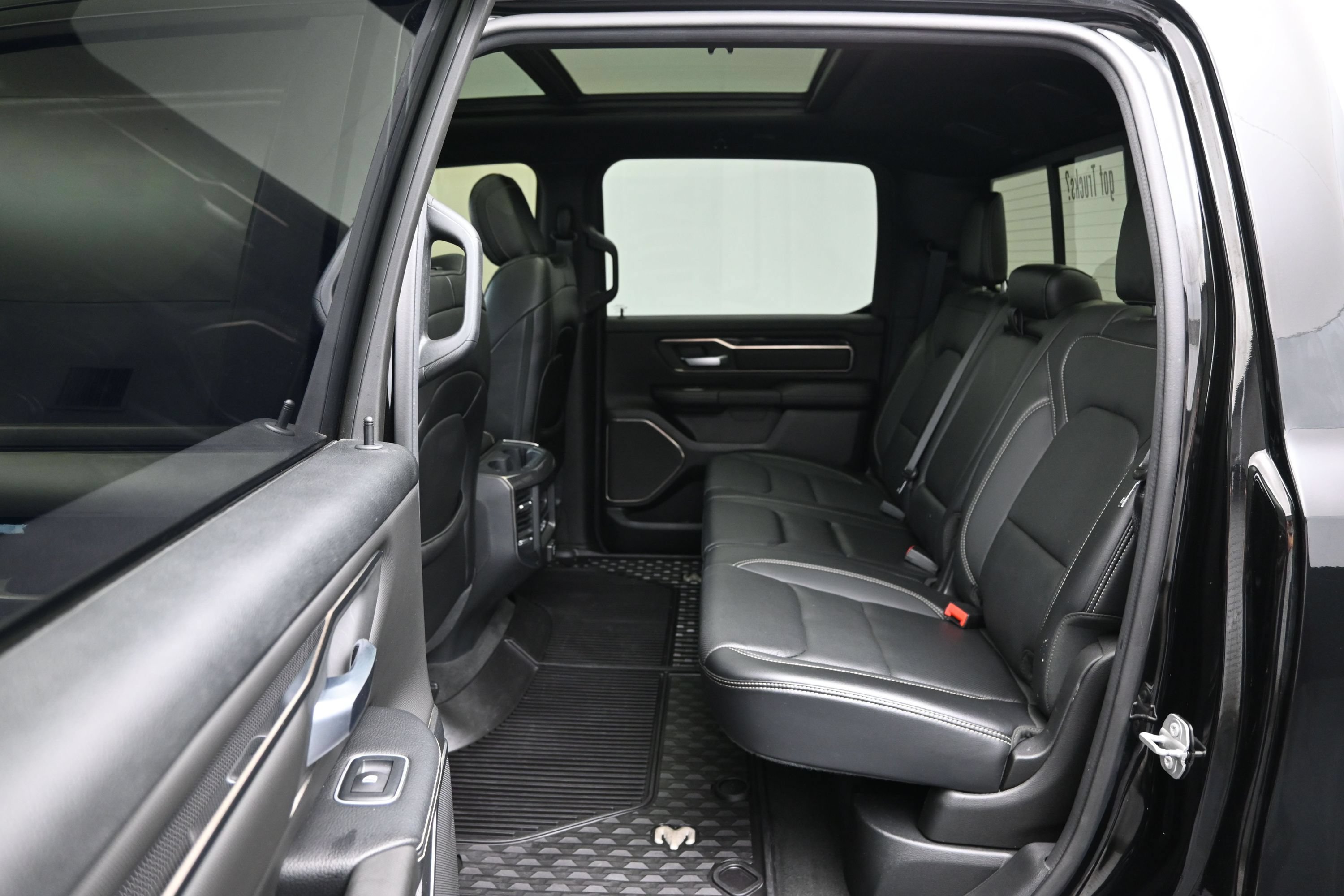 Used 2020 RAM 1500 Rebel w/ Rebel Level 2 Equipment Group AWD/4WD image 11