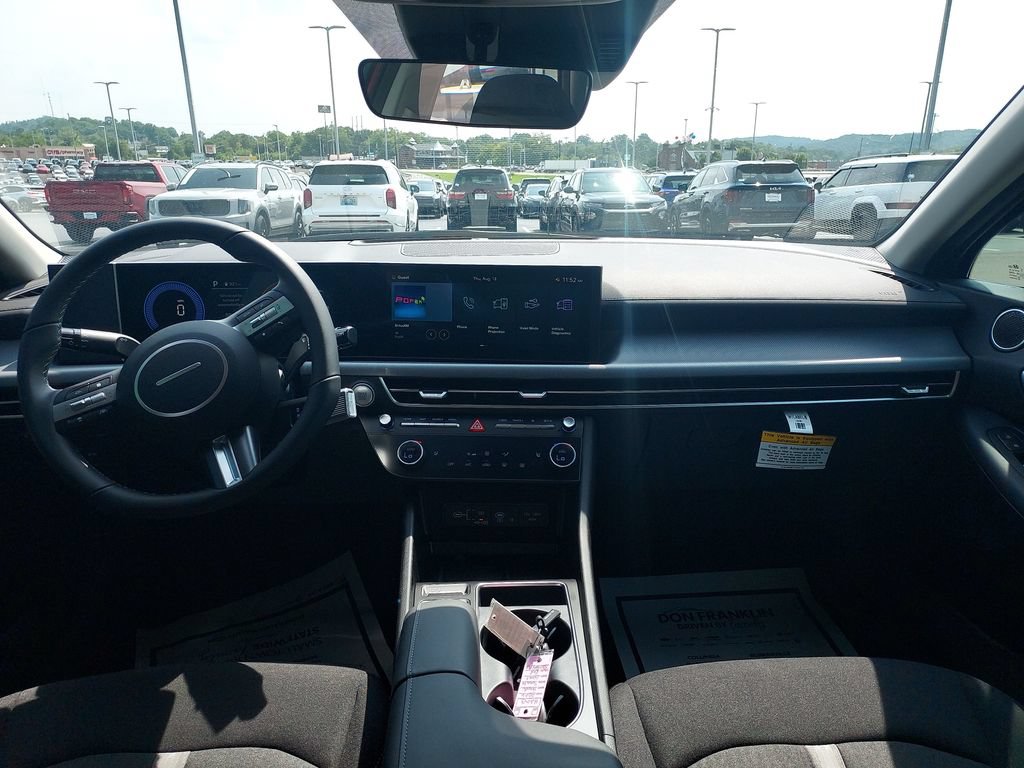 New 2026 Hyundai Sonata SEL FWD image 15