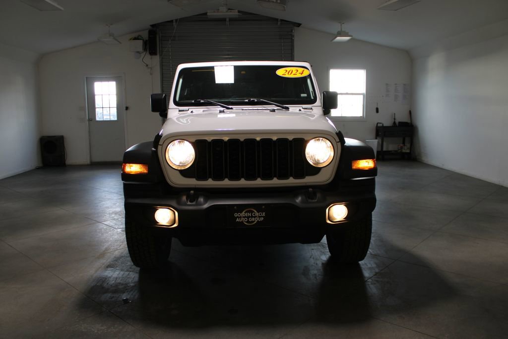 Used 2024 Jeep Wrangler Sport S image 50
