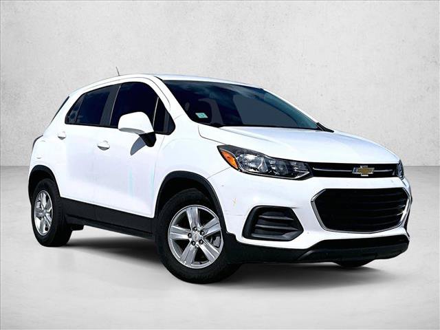 Used 2021 Chevrolet Trax LS w/ Tint and Cruise Package FWD image 12