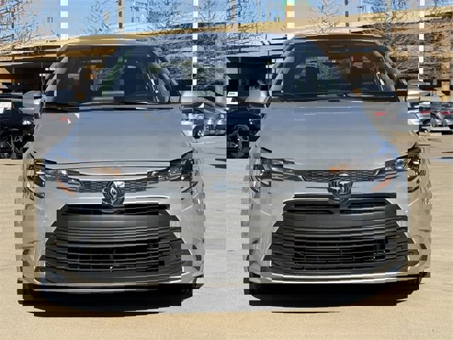 Used 2024 Toyota Corolla LE image 8