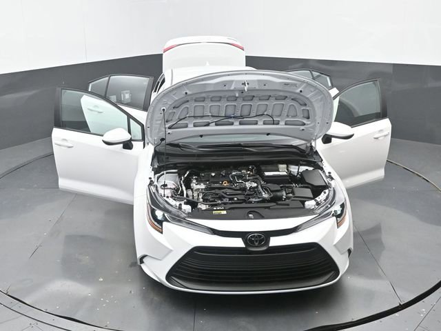 Used 2026 Toyota Corolla LE image 28