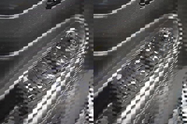 Used 2018 Buick Encore Essence image 10