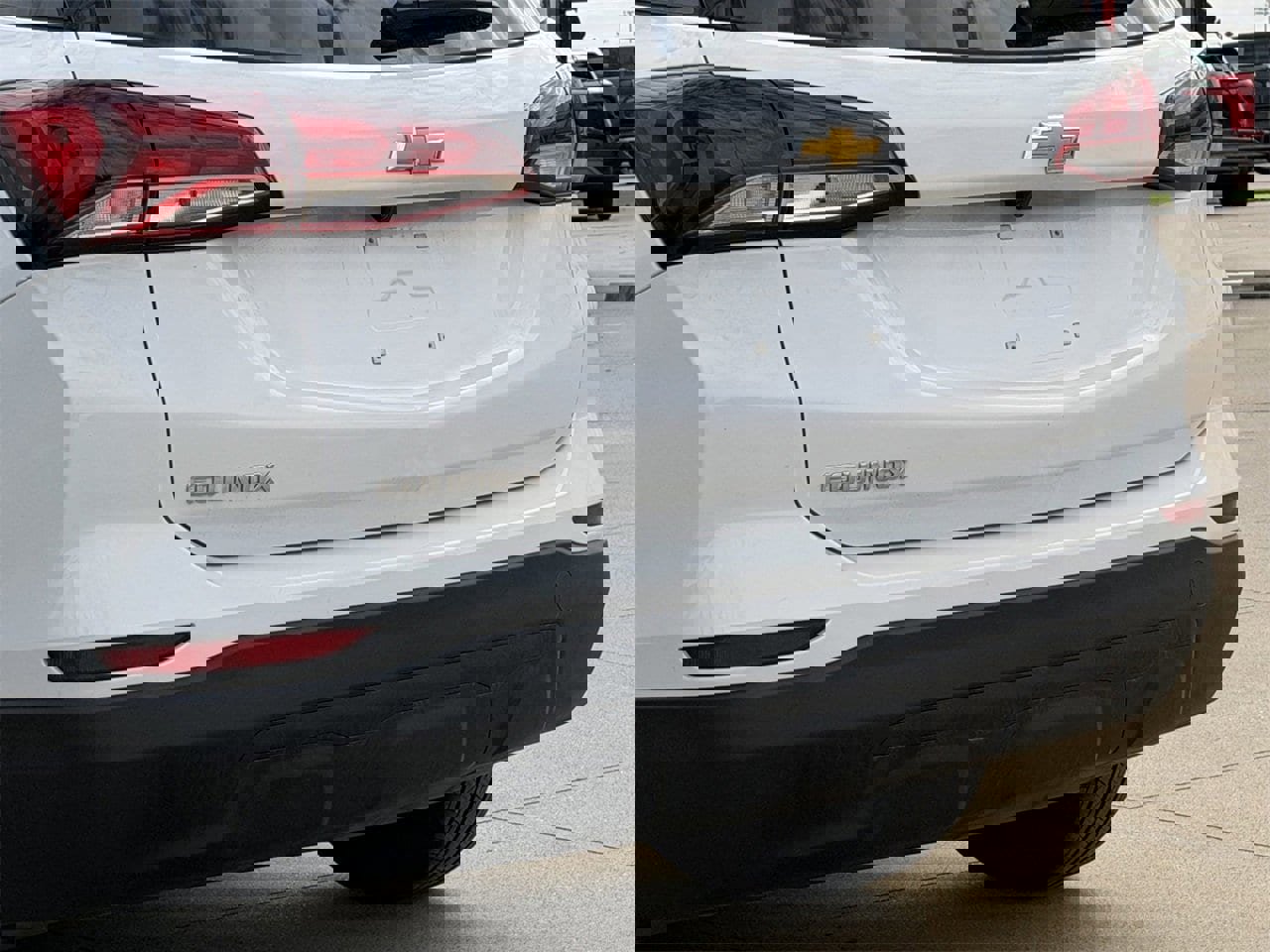 Used 2024 Chevrolet Equinox LS w/ LS Convenience Package image 6