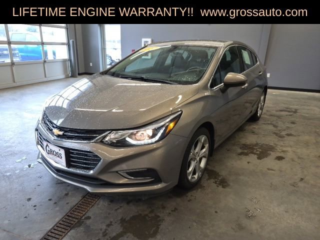 Used 2017 Chevrolet Cruze Premier FWD image 5
