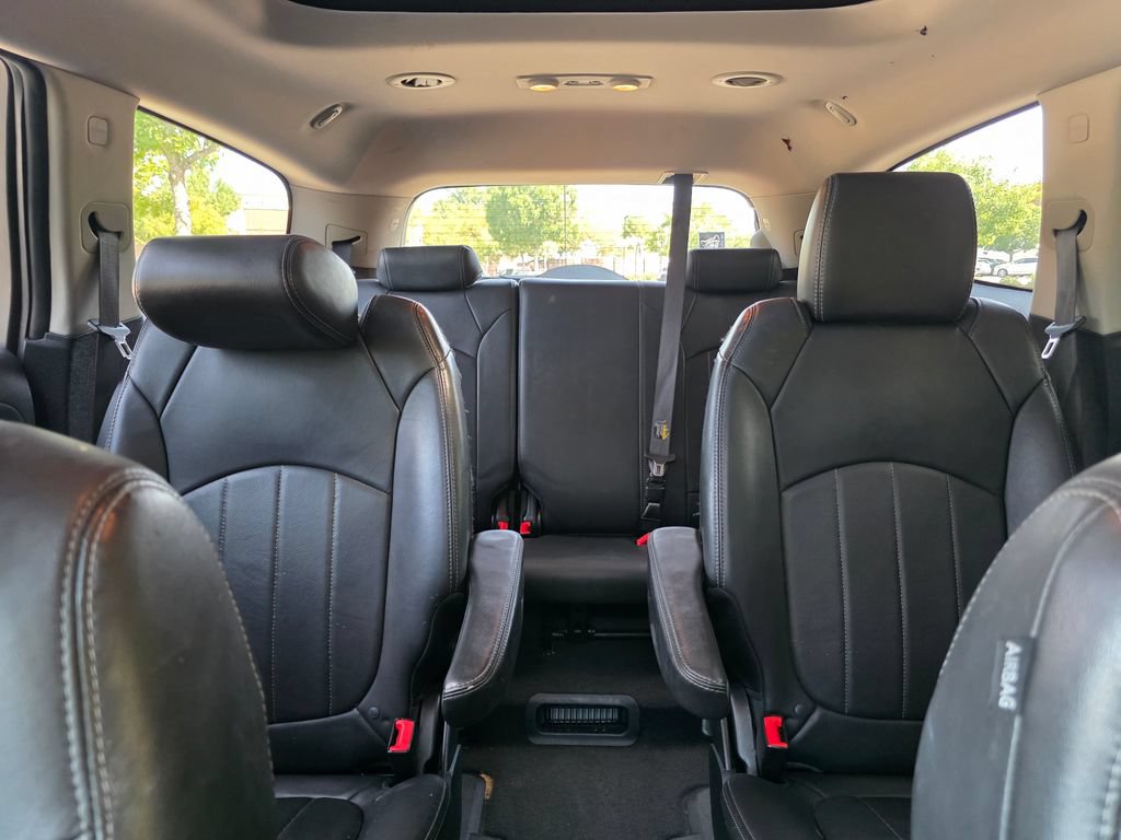 Used 2014 Buick Enclave Leather FWD image 25