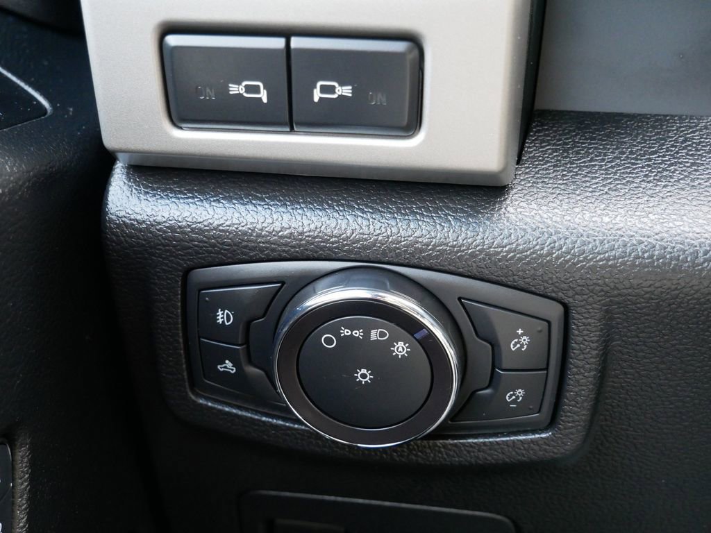 Used 2018 Ford F150 Lariat w/ Equipment Group 502A Luxury image 22