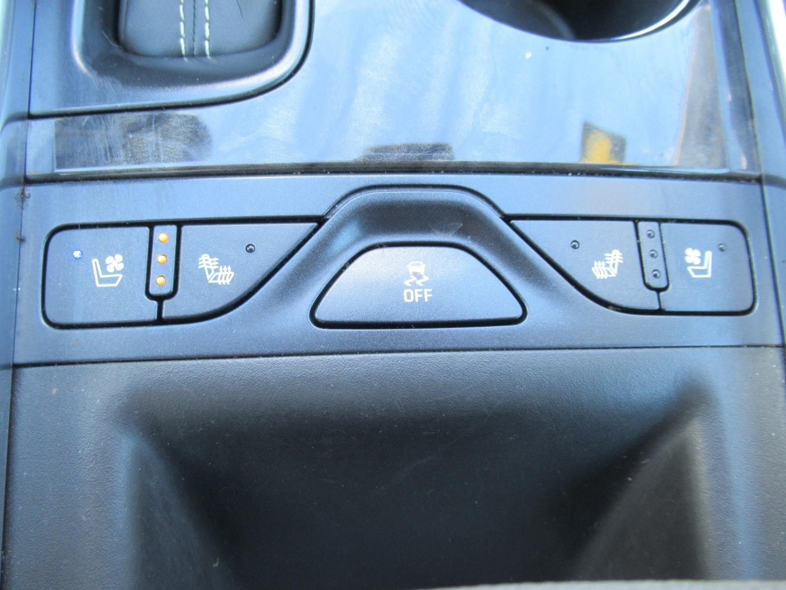 Used 2014 Chevrolet Impala LTZ FWD image 27