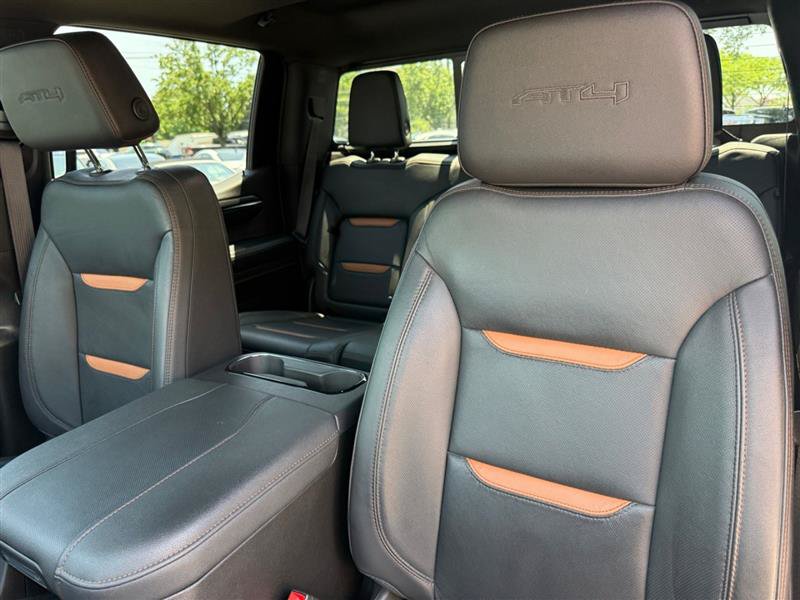 Used 2024 GMC Sierra 1500 AT4 w/ Technology Package AWD/4WD image 12