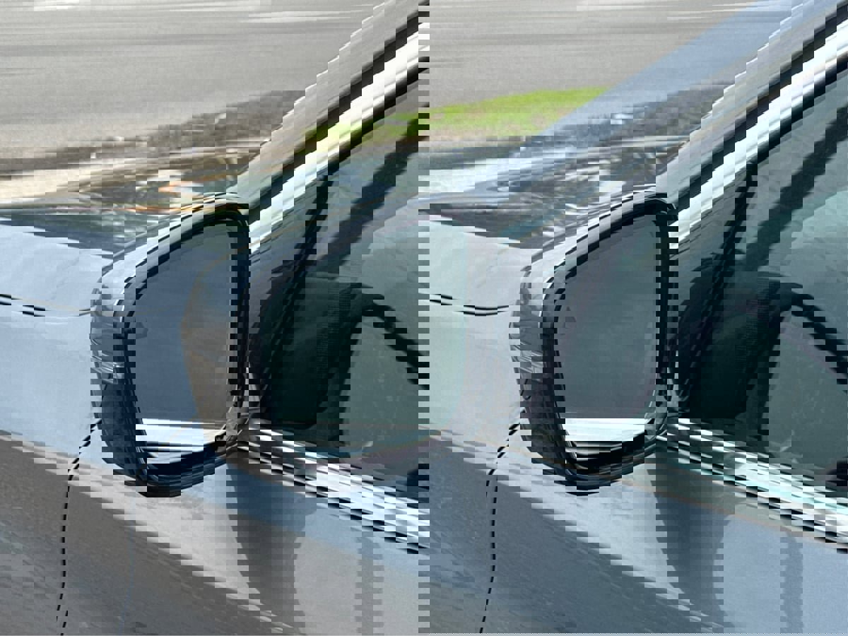 Used 2019 BMW 540i w/ Executive Package image 28