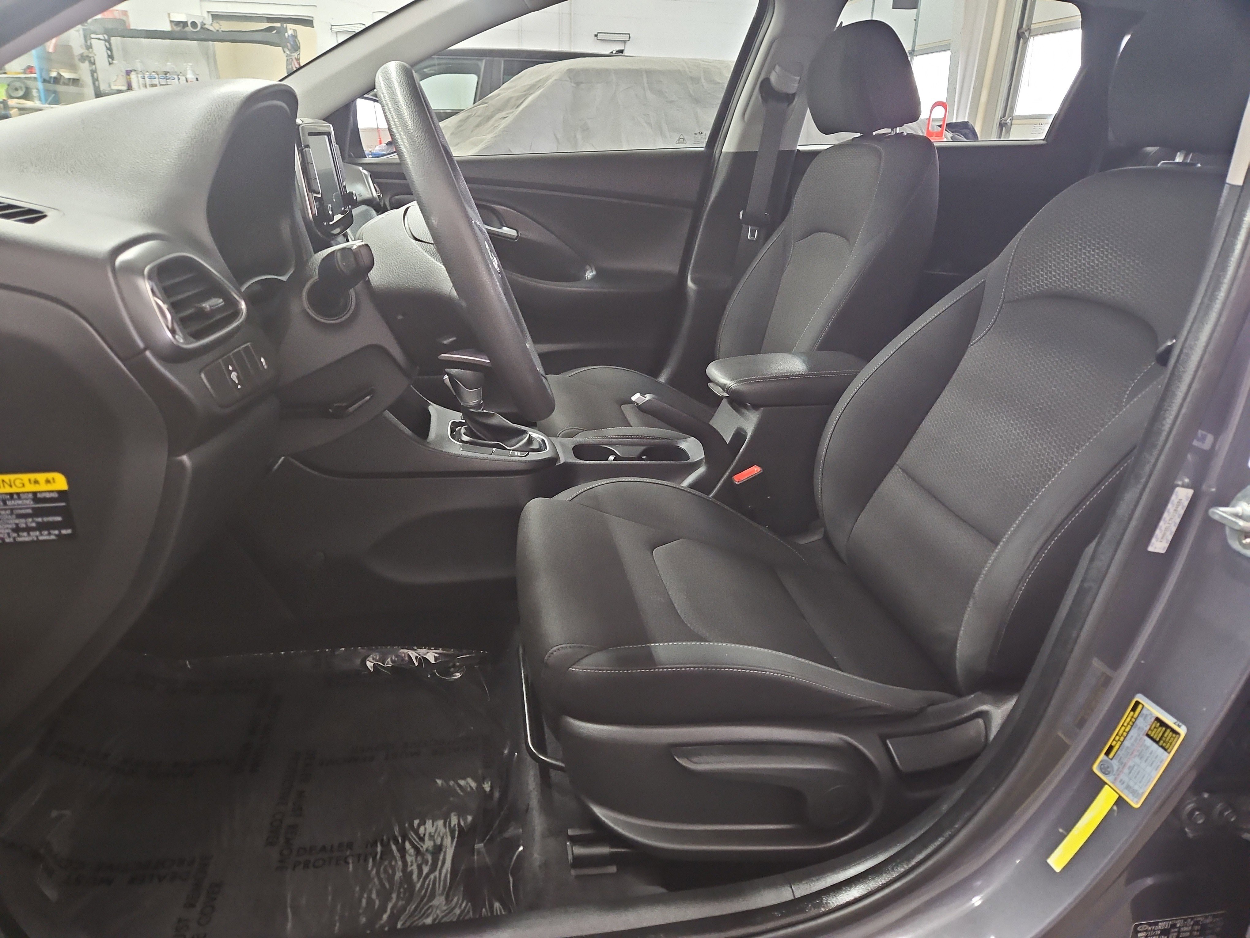 Used 2019 Hyundai Elantra GT image 8