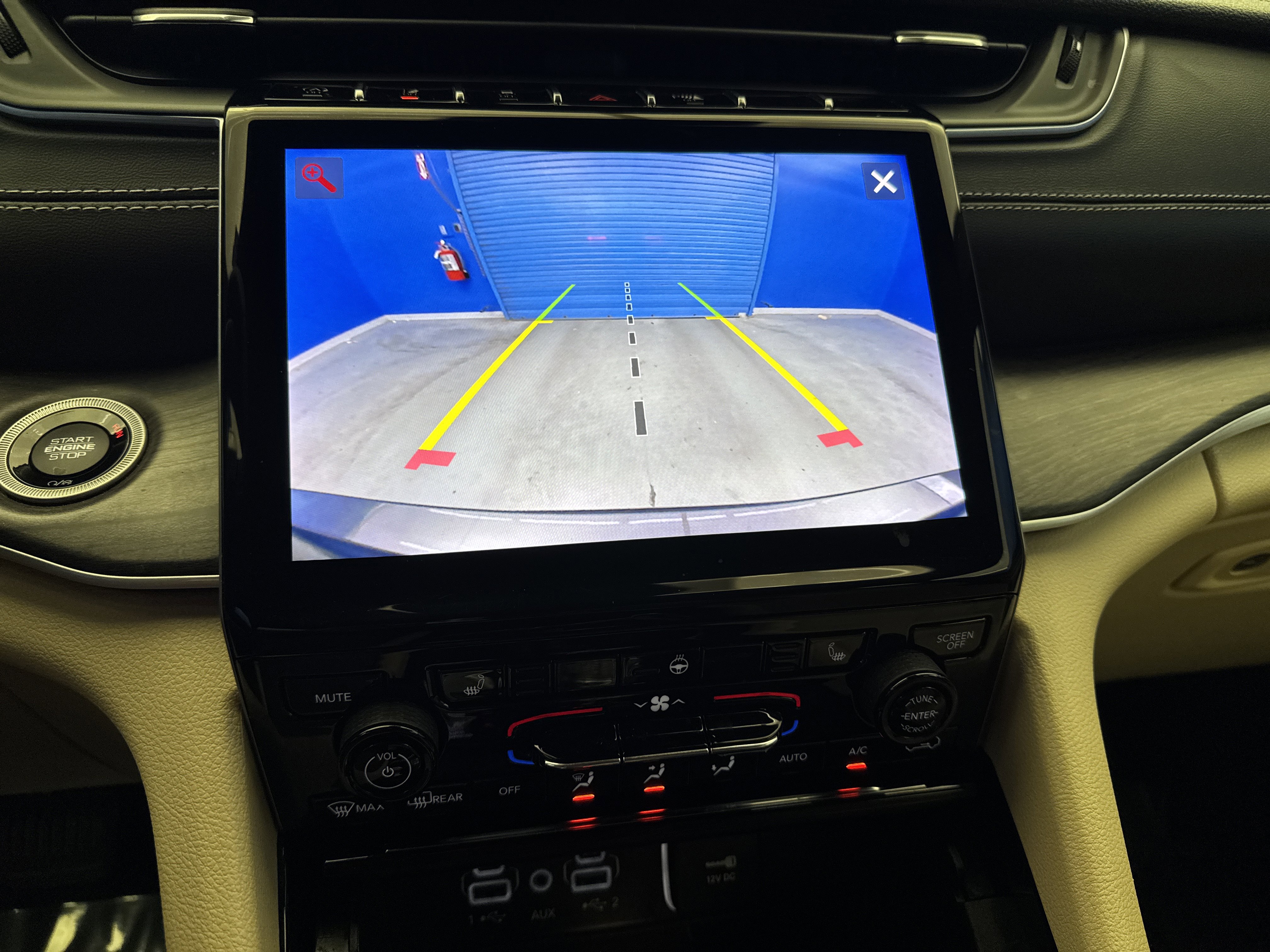 Used 2023 Jeep Grand Cherokee L Limited image 21