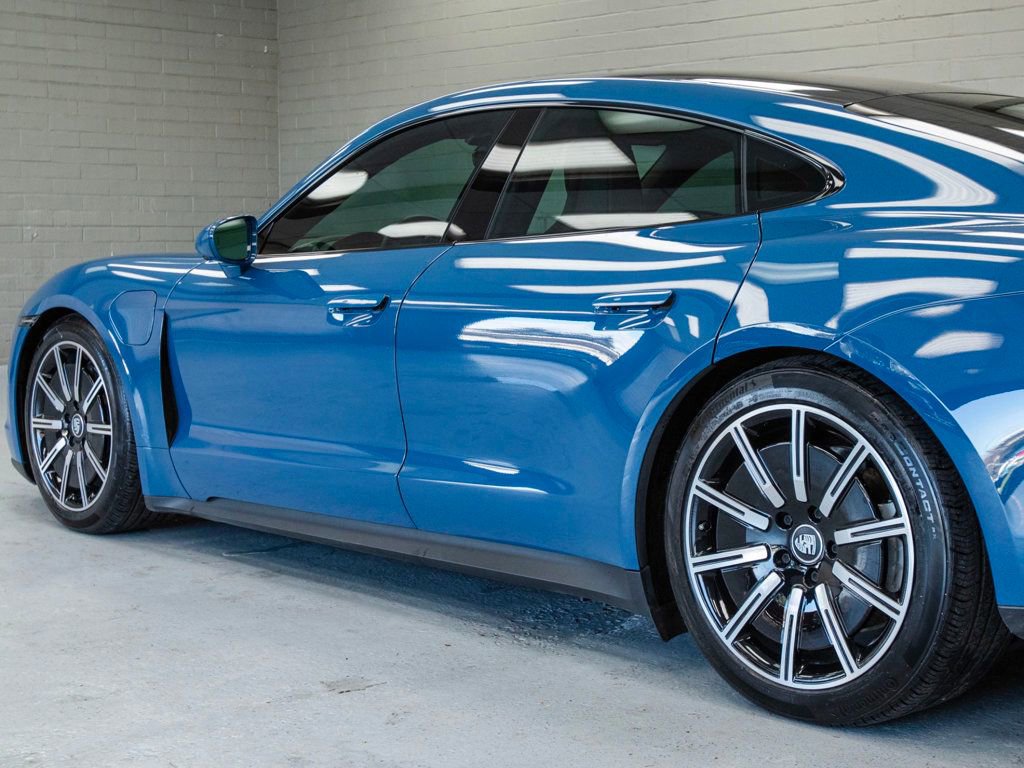 Used 2022 Porsche Taycan 4S image 46