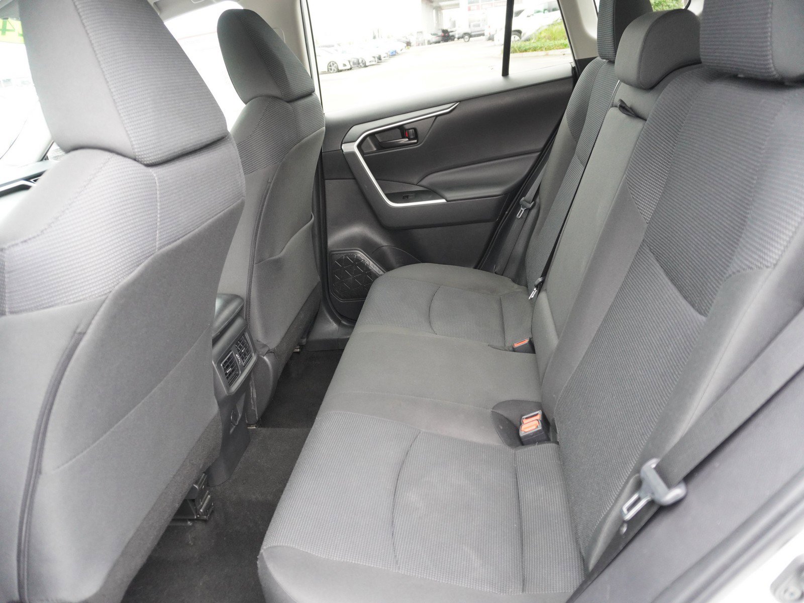 Used 2024 Toyota RAV4 LE AWD/4WD image 13
