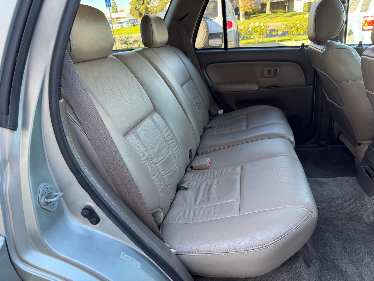 Used 2000 Toyota 4Runner Limited image 14