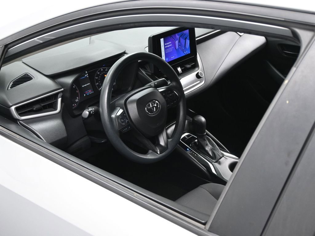Used 2023 Toyota Corolla LE image 26