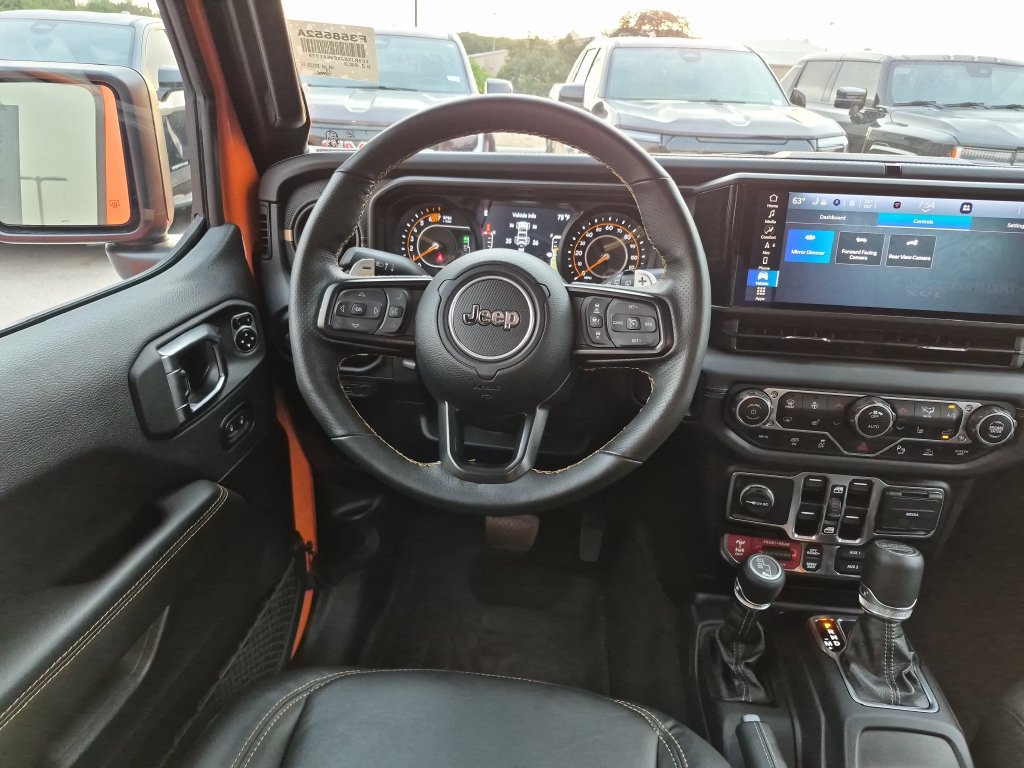 Used 2025 Jeep Wrangler Unlimited Rubicon 392 AWD/4WD image 29