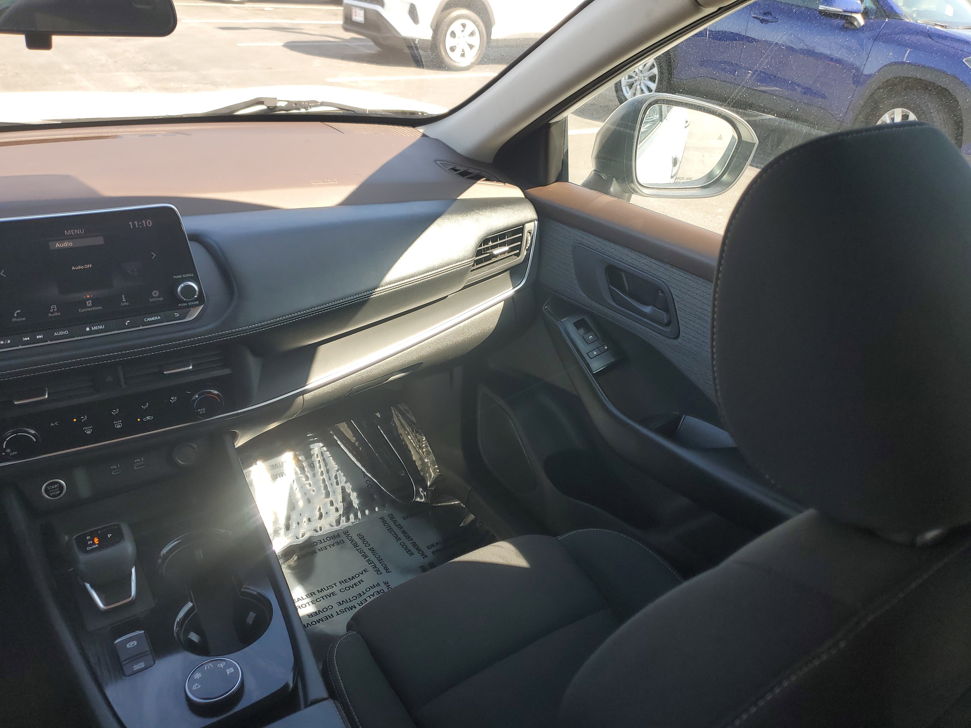 Used 2023 Nissan Rogue S image 24