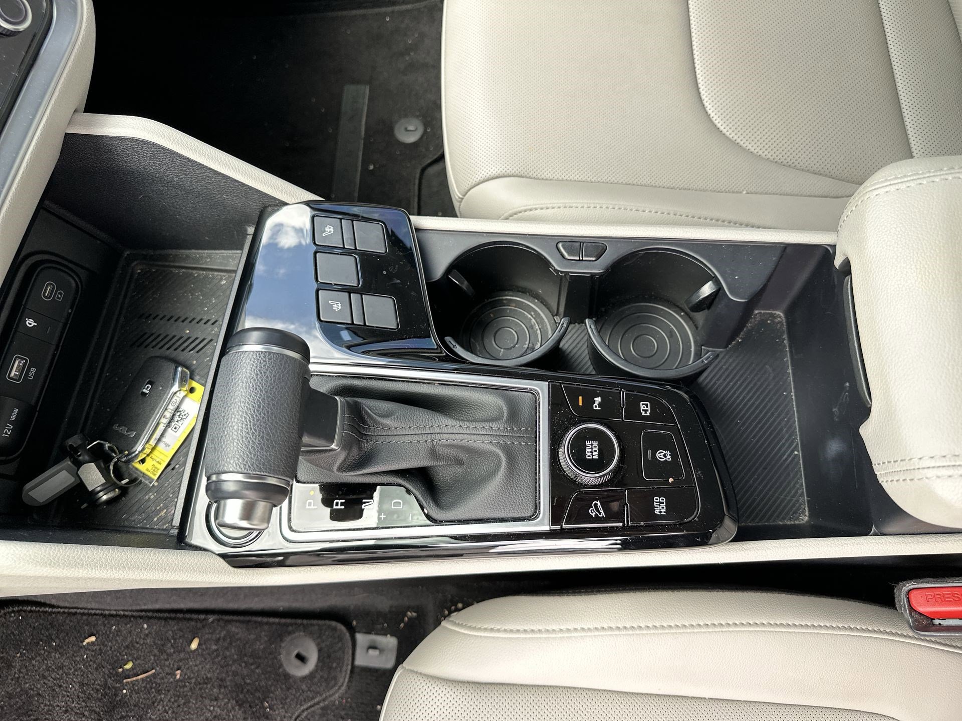 Certified 2024 Kia Sportage EX image 22