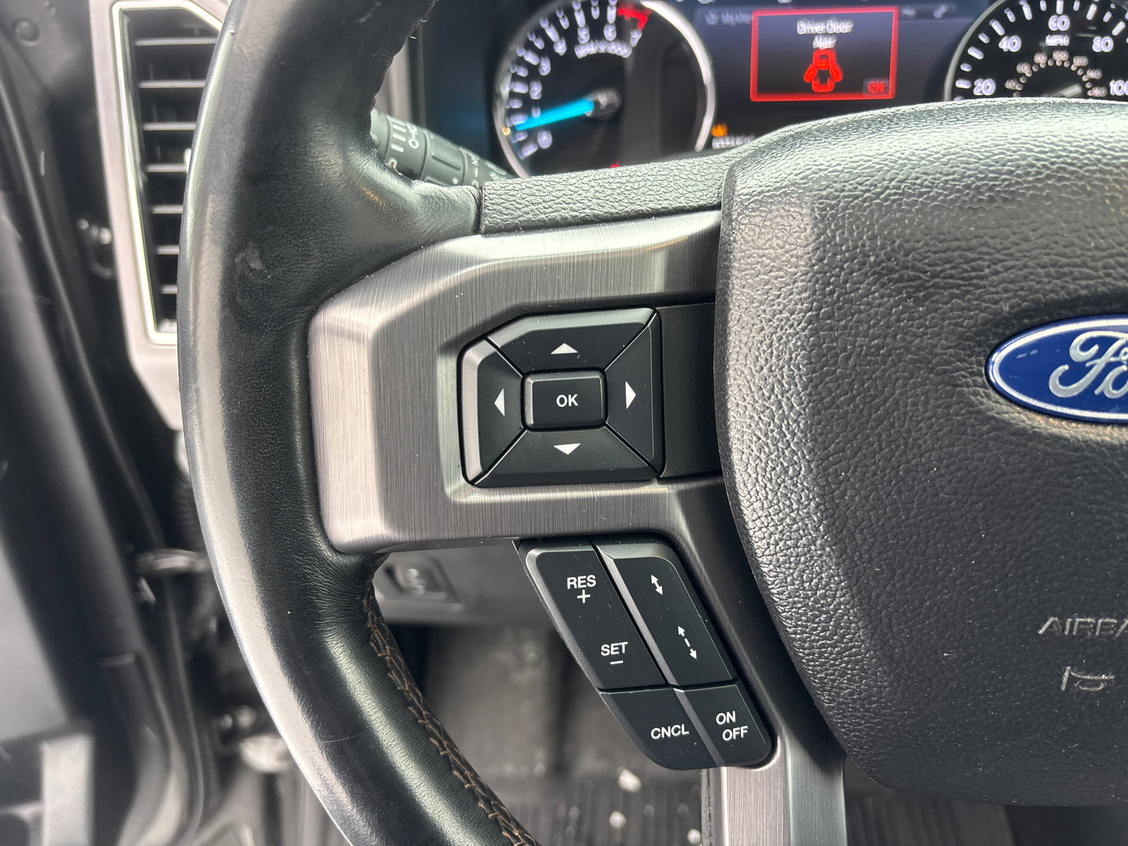 Used 2021 Ford Expedition Platinum image 17