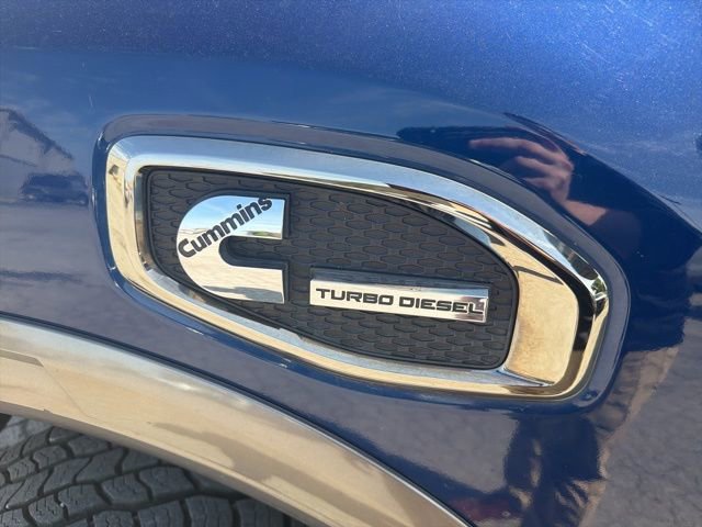 Used 2017 Nissan Titan Platinum Reserve AWD/4WD image 6