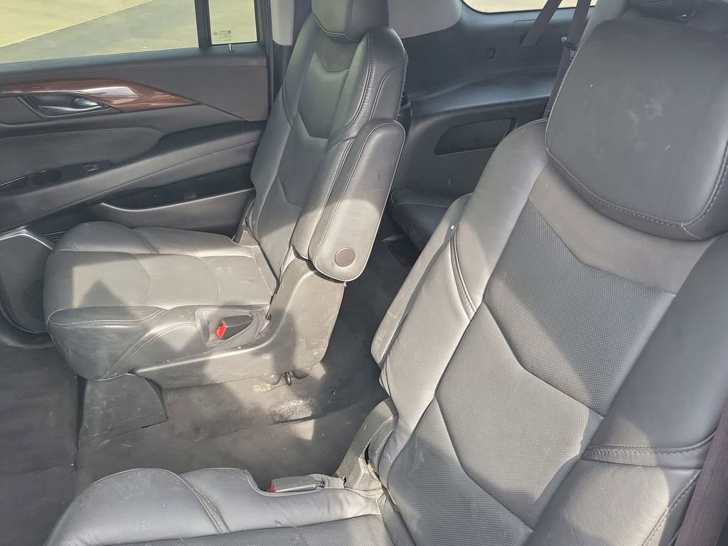 Used 2017 Cadillac Escalade ESV Premium Luxury image 31
