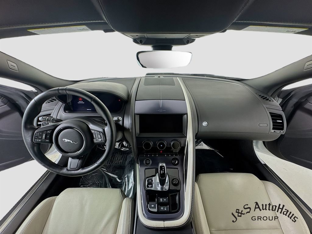 Used 2022 Jaguar F-TYPE Coupe image 29