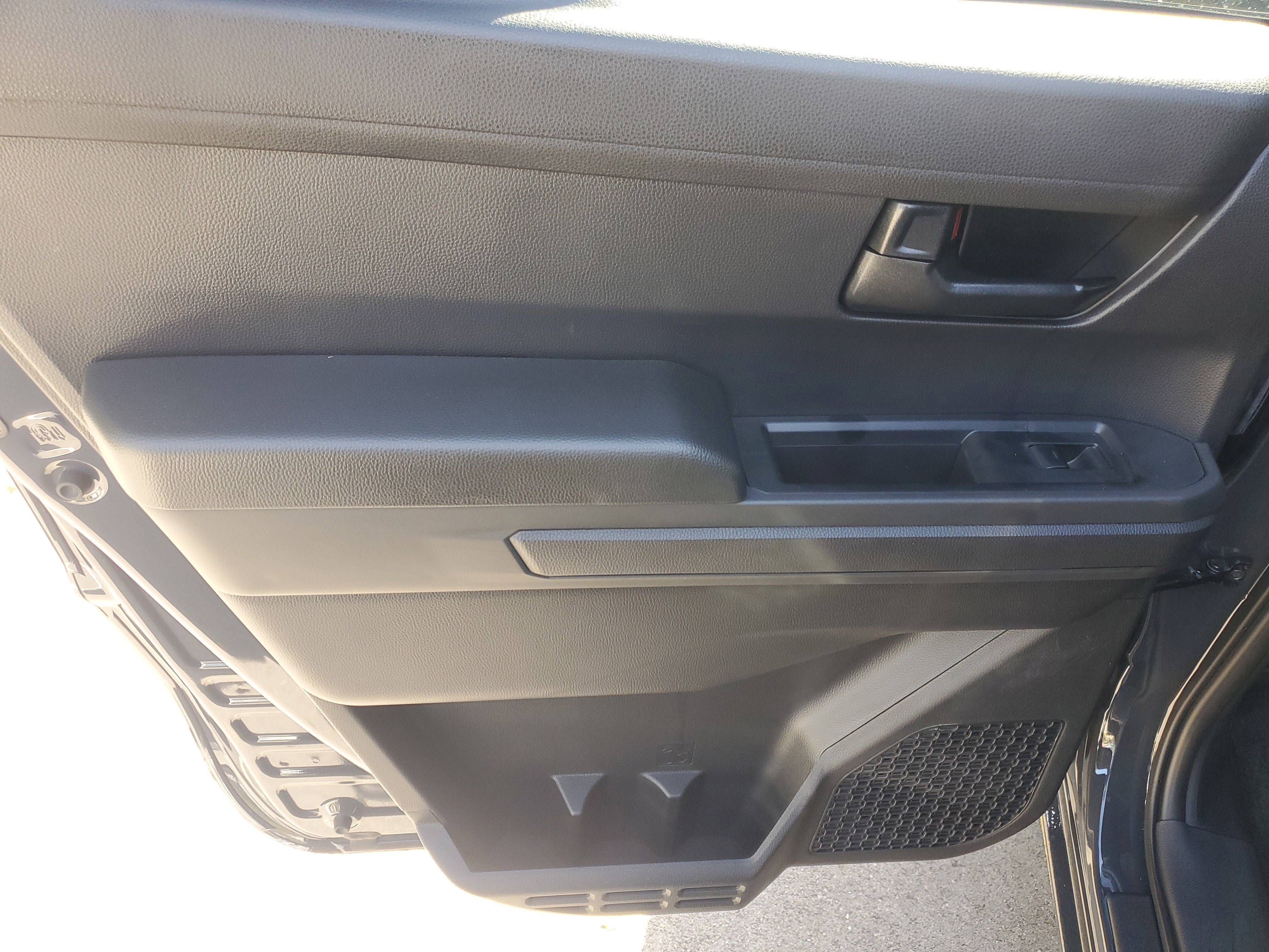 Used 2025 Toyota Tacoma SR image 12