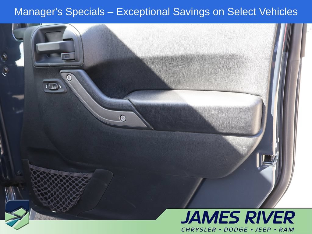 Used 2017 Jeep Wrangler Unlimited Sport w/ Quick Order Package 24S AWD/4WD image 8