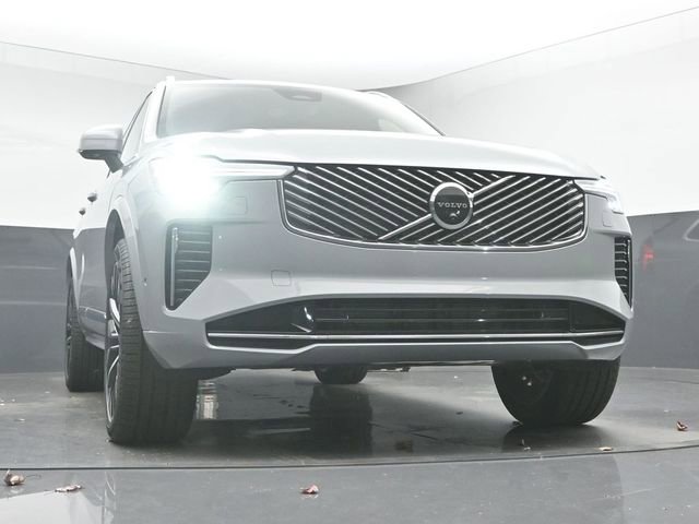 New 2026 Volvo XC90 B6 Plus w/ Protection Package Premier image 39