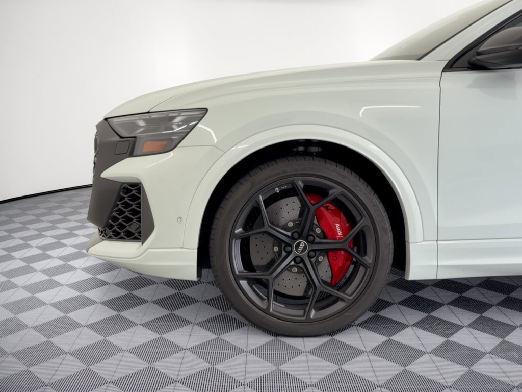 Certified 2025 Audi RS Q8 performance AWD/4WD image 13