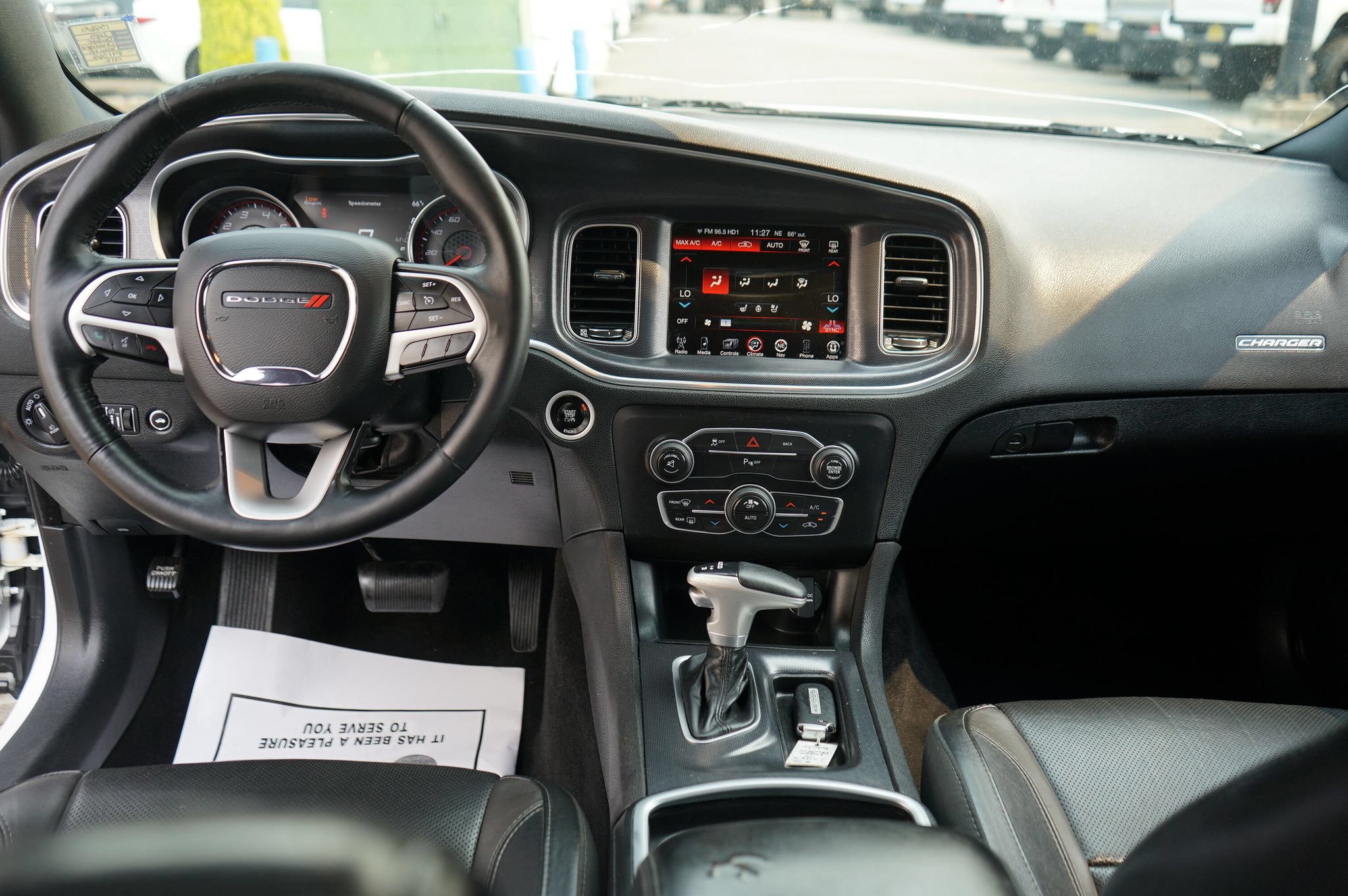 Used 2015 Dodge Charger SXT w/ AWD Plus Group image 17