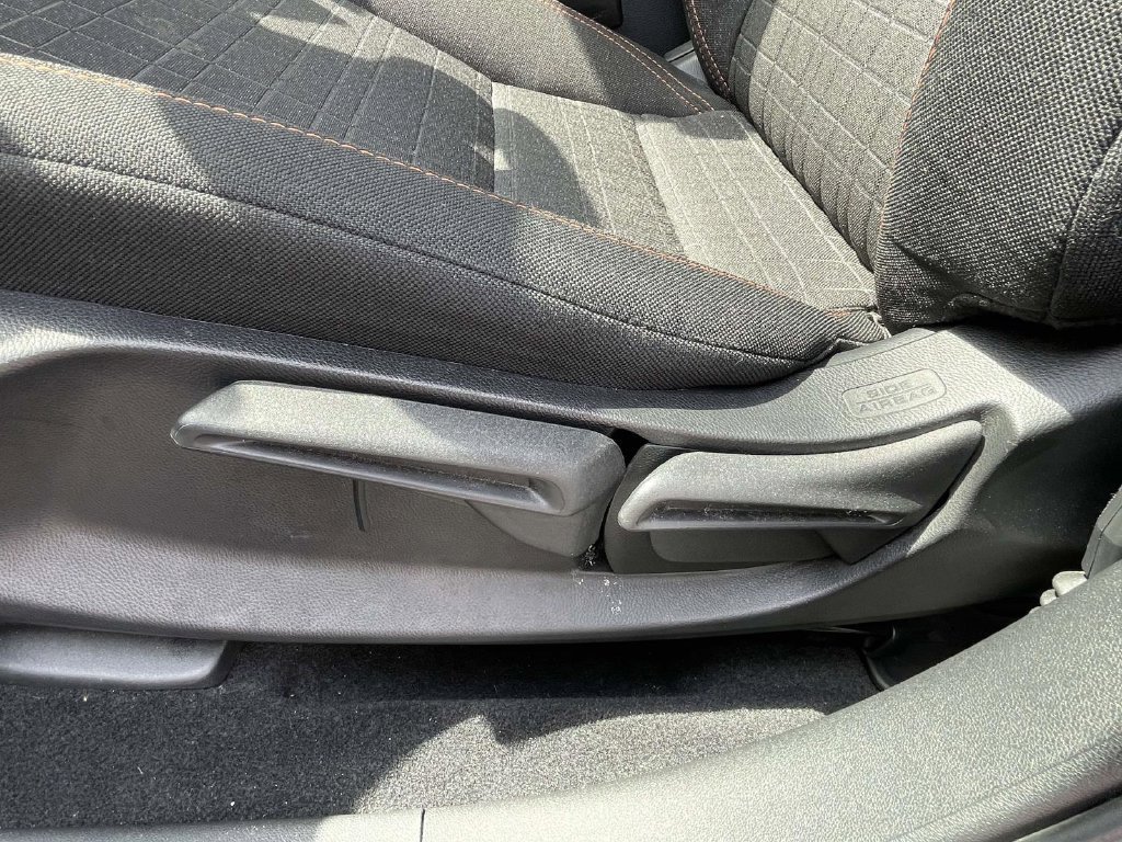 Used 2024 Honda HR-V Sport image 17