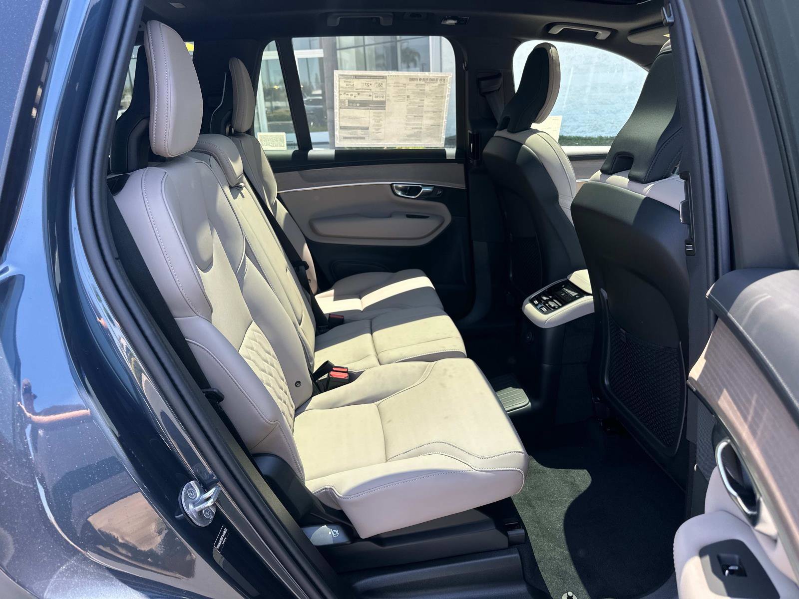 New 2026 Volvo XC90 T8 Plus image 20