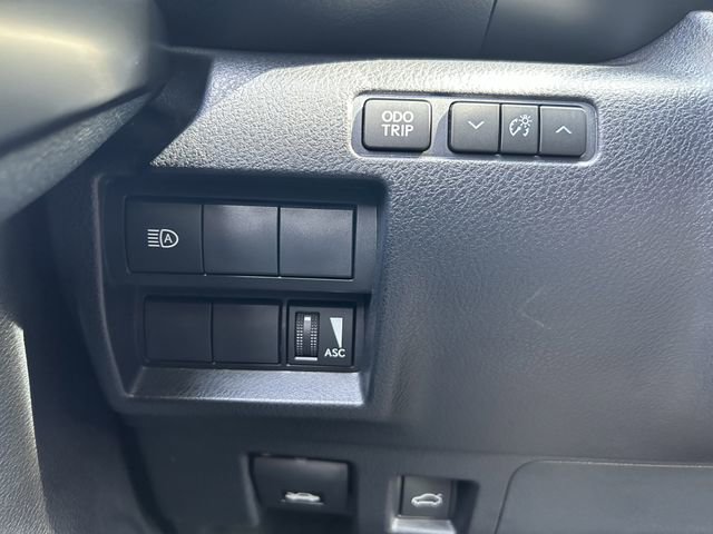 Used 2025 Lexus IS 350 F Sport w/ Navigation Package AWD/4WD image 22