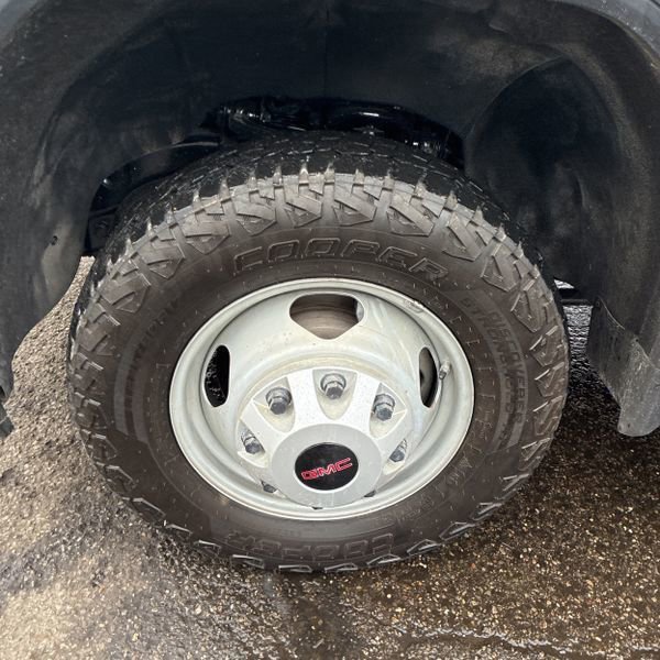 Used 2023 GMC Sierra 3500 Pro w/ Convenience Package image 20